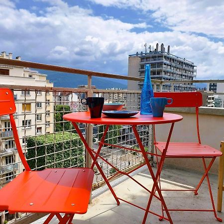 Champon - Lumineux 2 Chambres Avec Garage Prive - Tram A 1 Min Grenoble Ngoại thất bức ảnh